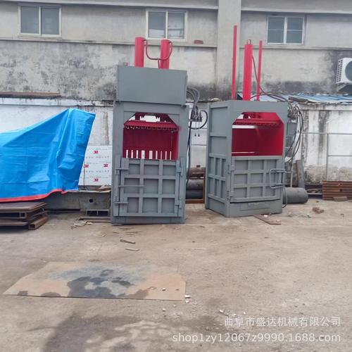 廢料新生，空間倍增 多用途立式打包機(jī)與開箱機(jī)詳解